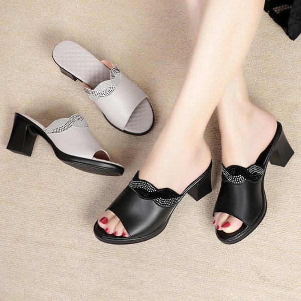 Summer Women's Outdoor Leather Mid-Heel Chunky Heel Comfortable Anti-Slip Soft Sole Large Size Sandals - Image 4