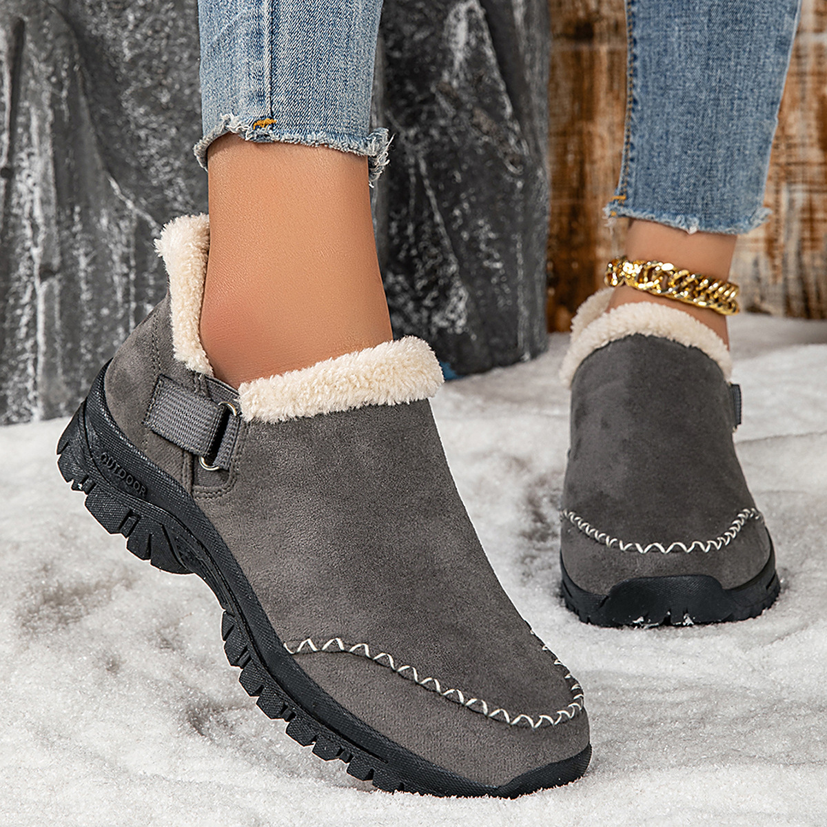 Outdoor snow boots with low cut lightweight and plush cotton tow - Image 5