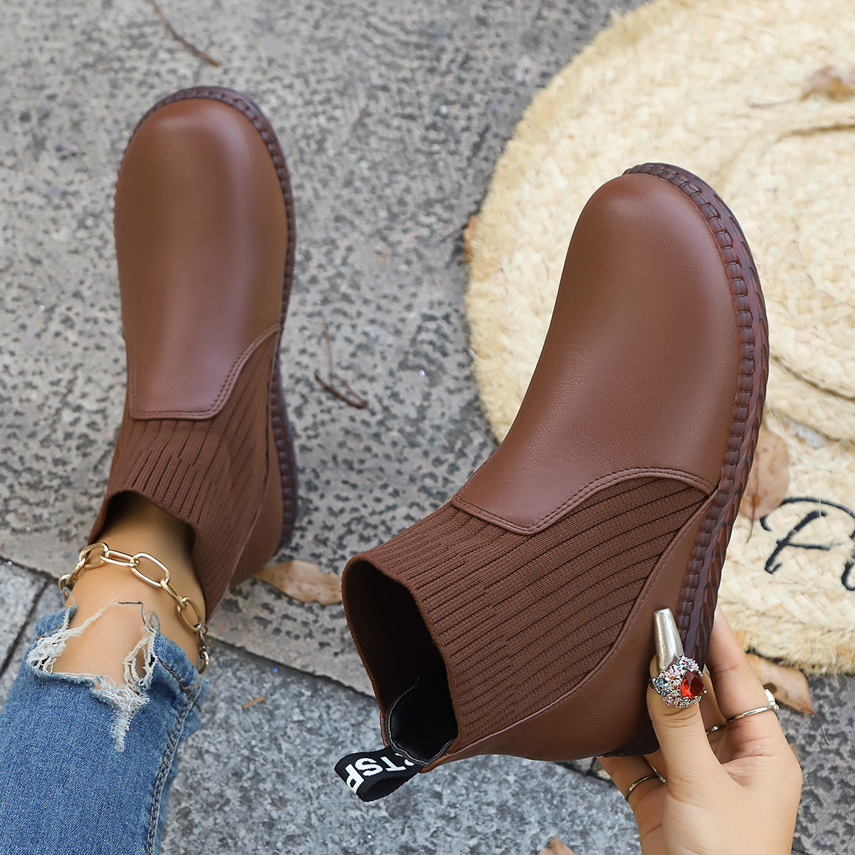 Round headed Martin boots with flat bottomed sleeves - Image 4