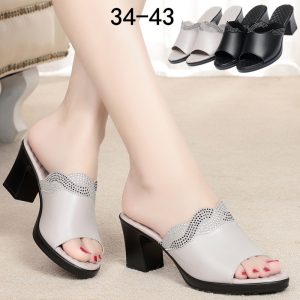 552586096 Summer Women's Outdoor Leather Mid-Heel Chunky Heel Comfortable Anti-Slip Soft Sole Large Size Sandals