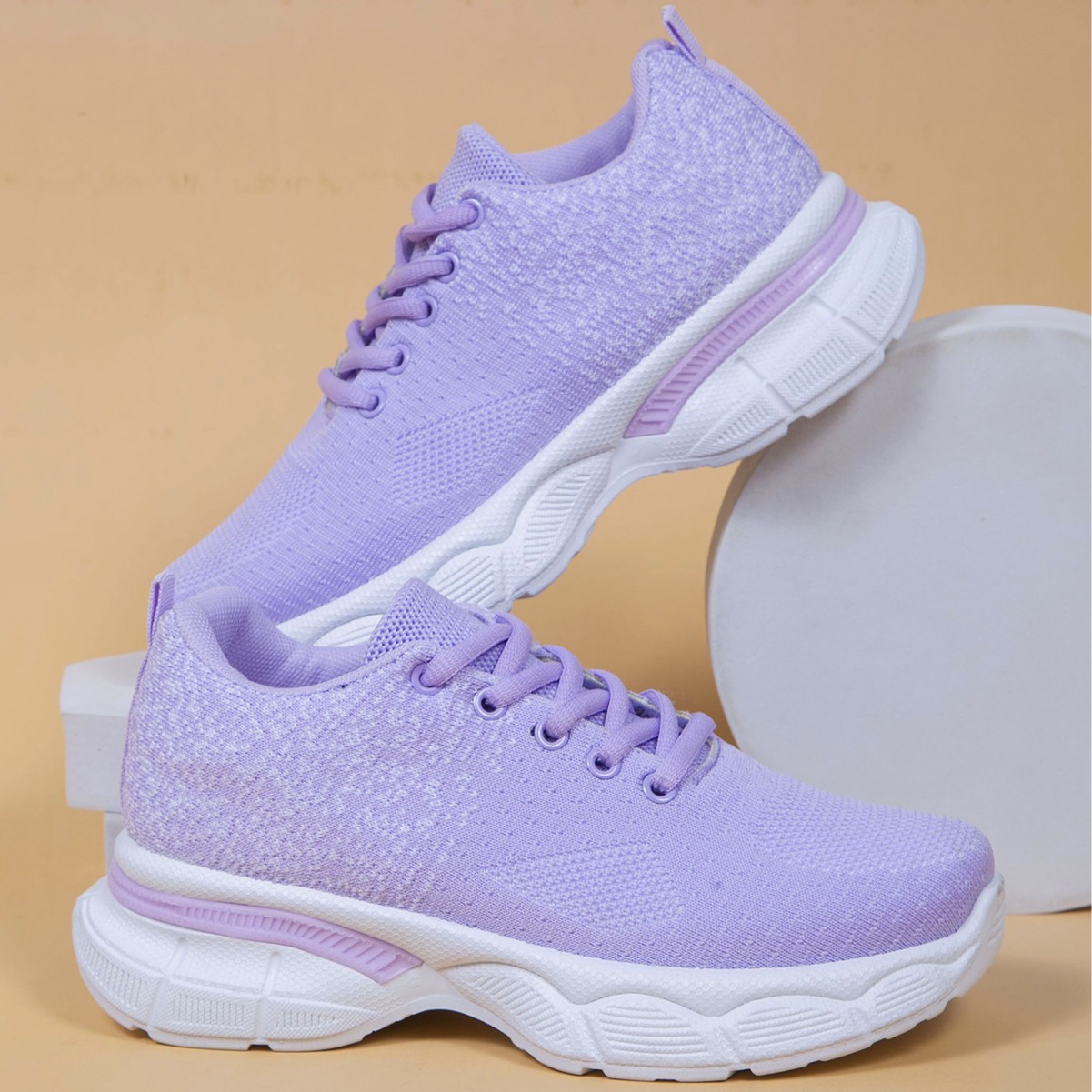 Women's Sports Shoes Breathable Soft Sole Ultra-light Running Shoes Versatile Mesh Casual Running Shoes Travel Shoes - Image 2