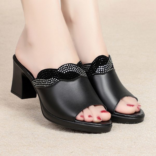 Summer Women's Outdoor Leather Mid-Heel Chunky Heel Comfortable Anti-Slip Soft Sole Large Size Sandals - Image 2