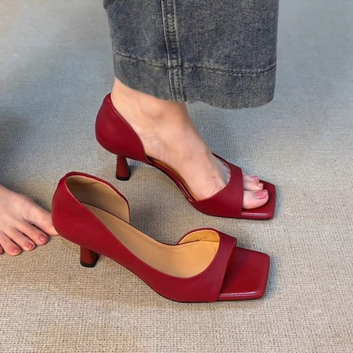 Sexy Toe-Opening Ankle Strap Sandals for Women French Retro Side Hollow Genuine Leather Square Toe High Heels to Match Dresses - Image 2
